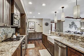 One Ski Hill Place S8421