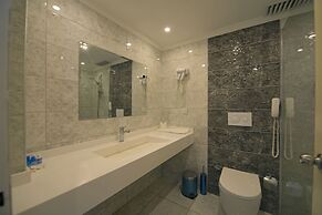 Ada Newday Resort Hotel