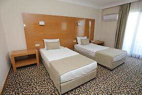 Ada Newday Resort Hotel