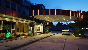 Ada Newday Resort Hotel