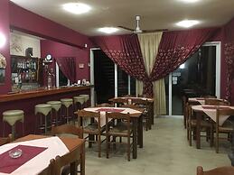 Arion Stables & Apartments