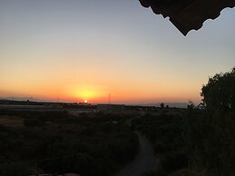 Arion Stables & Apartments