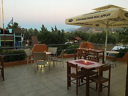 Arion Stables & Apartments