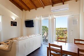 Arion Stables & Apartments