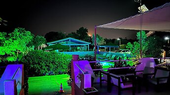 Arion Stables & Apartments