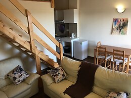 Arion Stables & Apartments