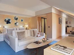 The One Palácio da Anunciada