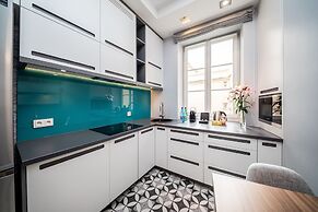 Apt Premium Old Town by Your Freedom