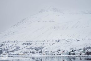 Media Luna Guesthouse