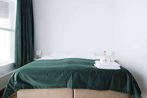 Media Luna Guesthouse