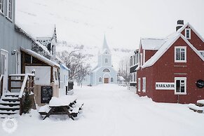 Media Luna Guesthouse