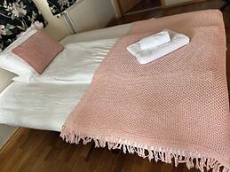 Media Luna Guesthouse