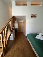 Media Luna Guesthouse