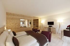 IN LAIN Hotel Cadonau