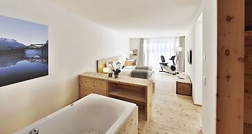 IN LAIN Hotel Cadonau