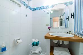 Ponte Vecchio Florence Apartment