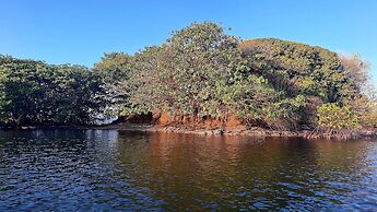 Boca Chica Bay Eco Lodge
