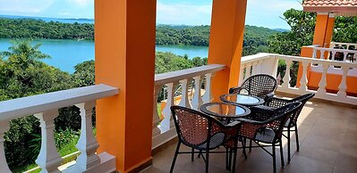 Boca Chica Bay Eco Lodge