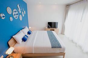 DeeProm Pattaya Hotel