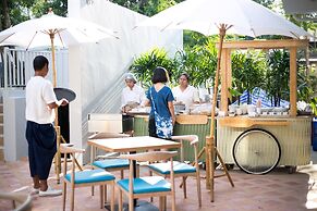 DeeProm Pattaya Hotel