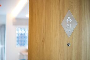 DeeProm Pattaya Hotel