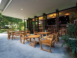 DeeProm Pattaya Hotel