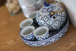 DeeProm Pattaya Hotel