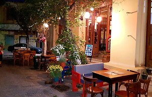 Arhontiko in the city