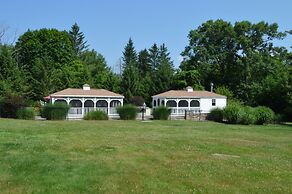 Woodfield Manor, A Sundance Vacations Property
