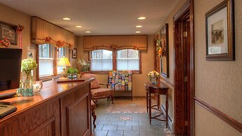 Woodfield Manor, A Sundance Vacations Property