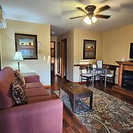 Woodfield Manor, A Sundance Vacations Property