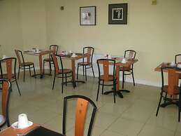 Laragh House