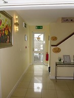Laragh House