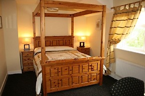 Laragh House