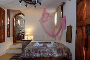 Traditional Homes of Crete