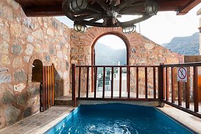 Traditional Homes of Crete