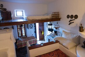 Traditional Homes of Crete