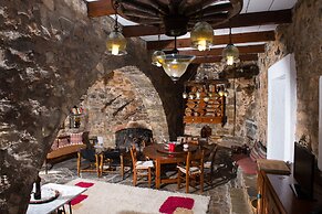 Traditional Homes of Crete