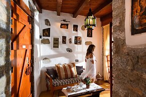 Traditional Homes of Crete