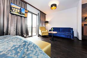 Best Western Plus Royal Suites