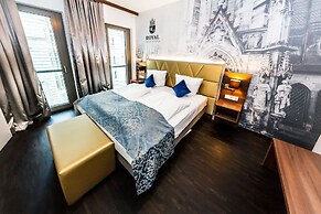 Best Western Plus Royal Suites