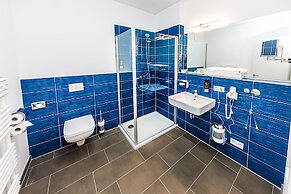 Best Western Plus Royal Suites