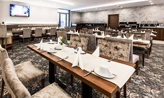 Best Western Plus Royal Suites