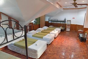 Ang Tahanan ni Aling Meding Hotel