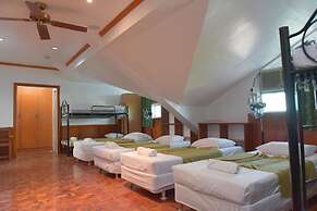 Ang Tahanan ni Aling Meding Hotel