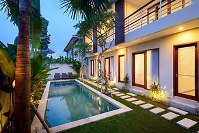 Echo Beach Villa & Apartment