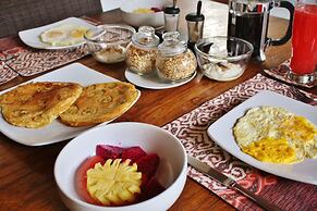 Echo Beach Villa & Apartment