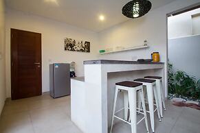 Echo Beach Villa & Apartment