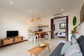 Echo Beach Villa & Apartment