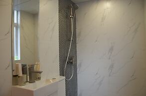 Whole Sunshine International Hotel